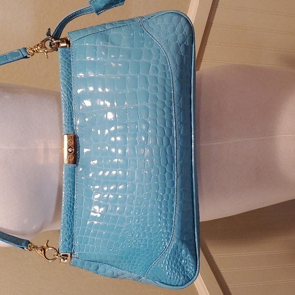 Tiziana Collections Italian turquoise patent leather handbag - Picture 5 of 14